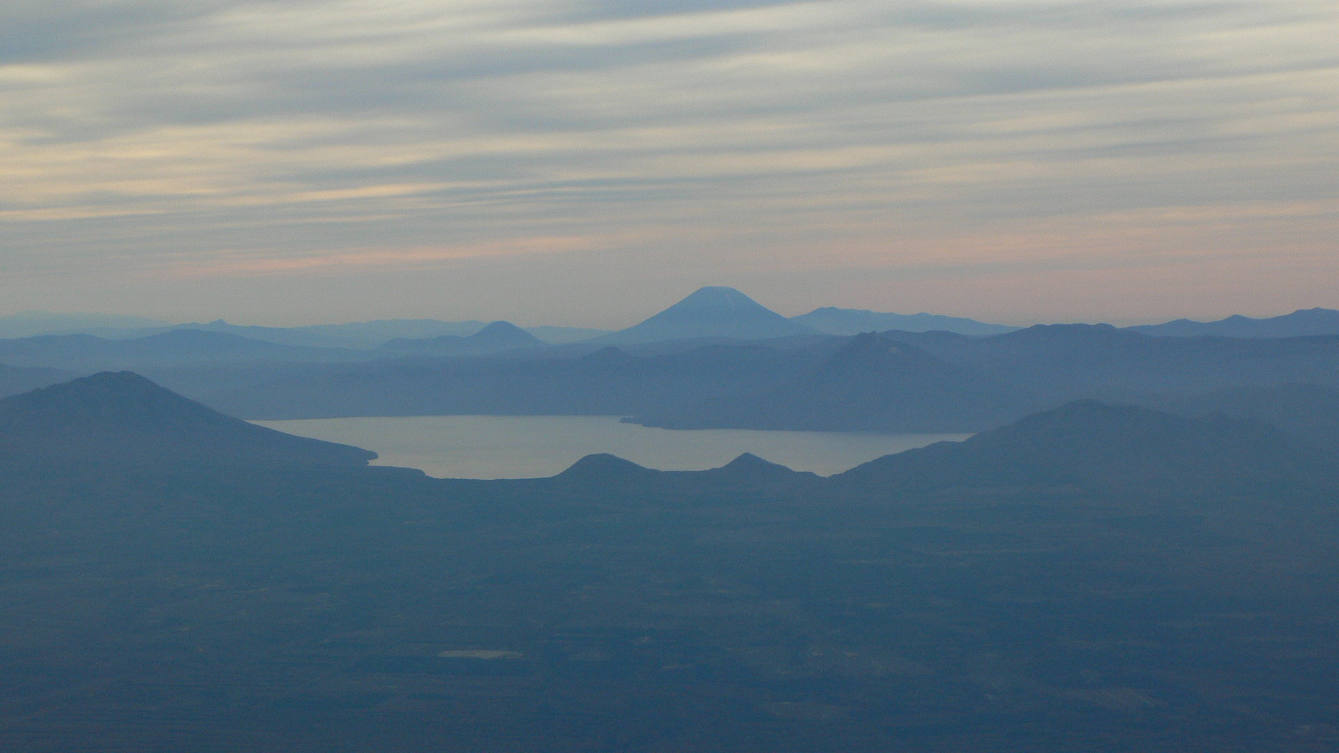 �����������٤Ͼ�������