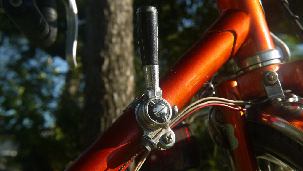 ����������